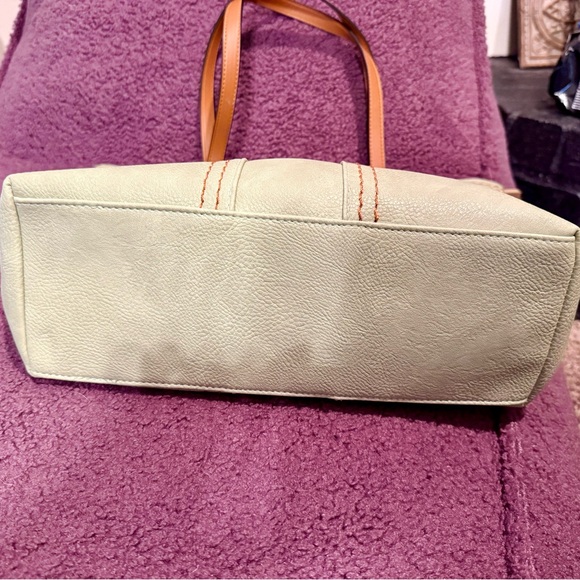 Montana West Tote Bag with Tan Handles - Picture 2 of 4